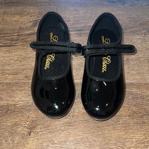 Toddler Dance Class tap shoes